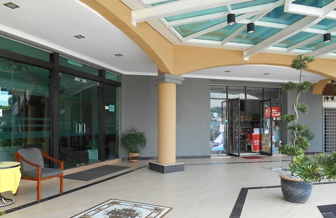 Sai Villa Hotel Near Klia & Klia2-1